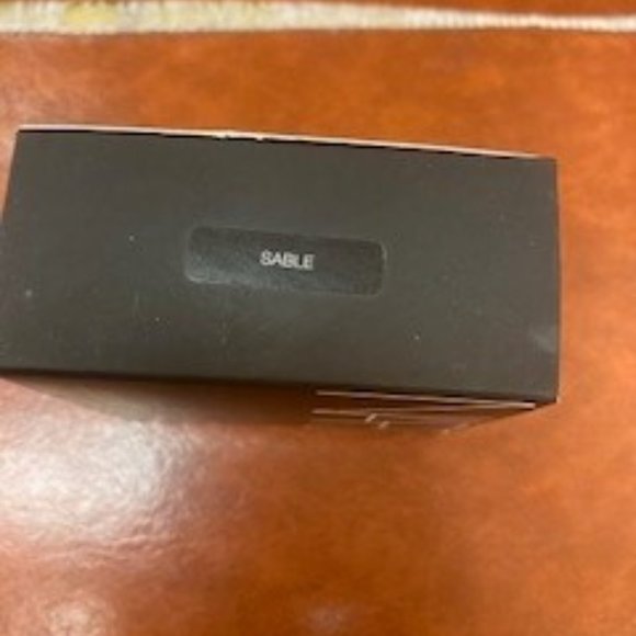 NARS LIGHT REFLECTING SETTING LOOSE POWDER IN SABLE - Picture 3 of 6